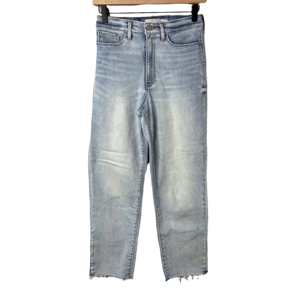 Athleta Sculptek Straight Leg Ankle Jeans Size 0 Light Wash Raw Hem Style 53540 - Picture 3 of 12